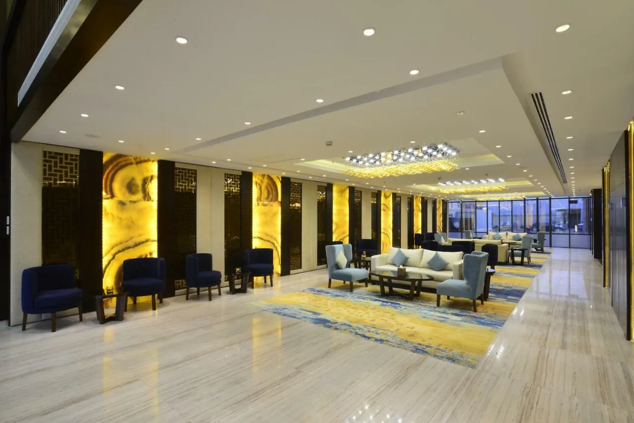 Naviti Warwick Dammam Hotel